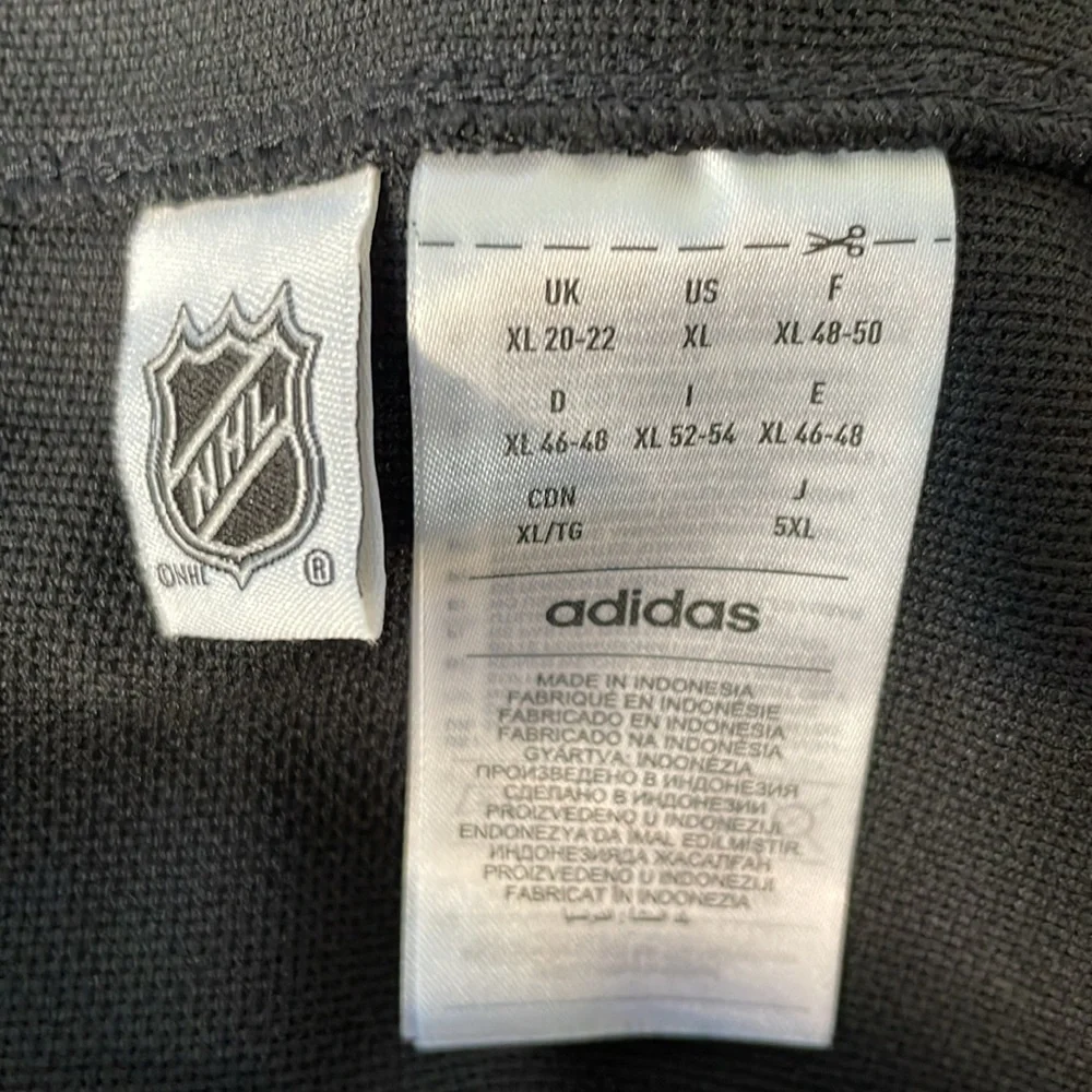 Adidas XL Pittsburgh Penguins Refresh Skate Lace Pullover Hoodie NWT Hockey - Picture 8 of 9